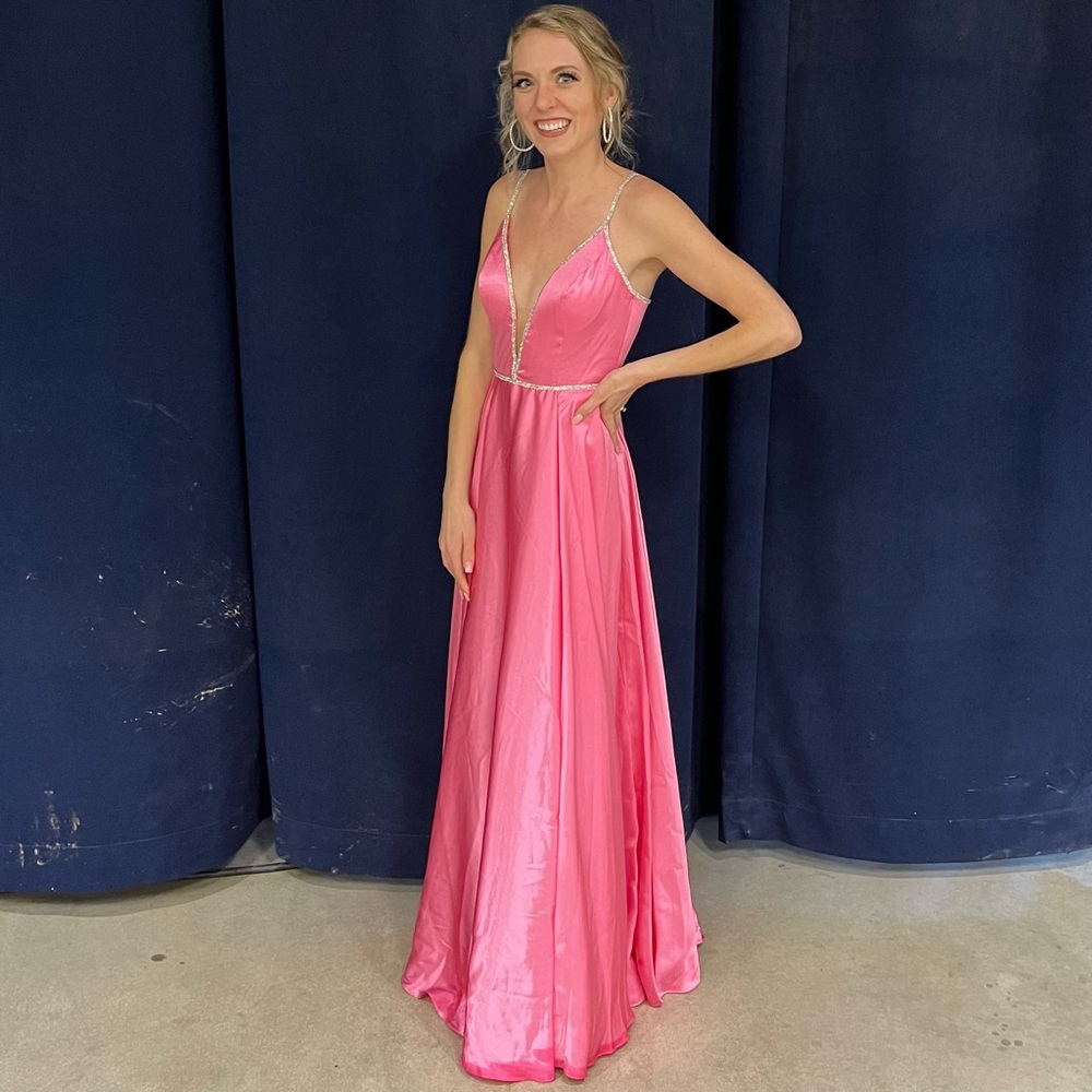 Jules & Cleo Plunging Neckline Jeweled Gown Size 4
